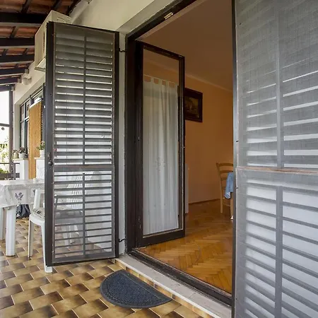 Guest House Nada 392